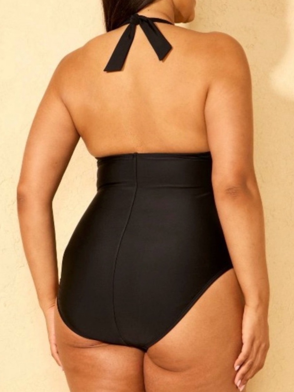 Shade & Shore U-Wire Halter Plunge Full Coverage One-Piece Swimsuit Sz Large NWT - Picture 2 of 5